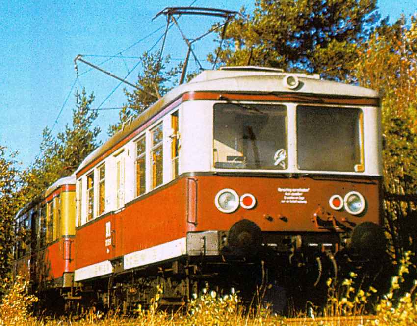 ET 279 205-9 Mitte der 80erJahre in neuer Farbgebung der Berliner S-Bahn, Foto: Weise, EK-Verlag